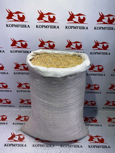 Кукуруза колотая (дробленная) (30 кг/м) 1кг.